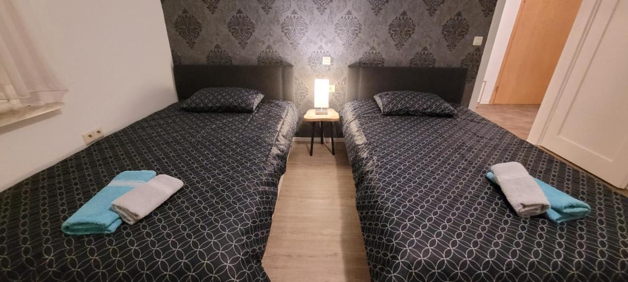 Ermis Apartments Metzingen  Buitenkant foto